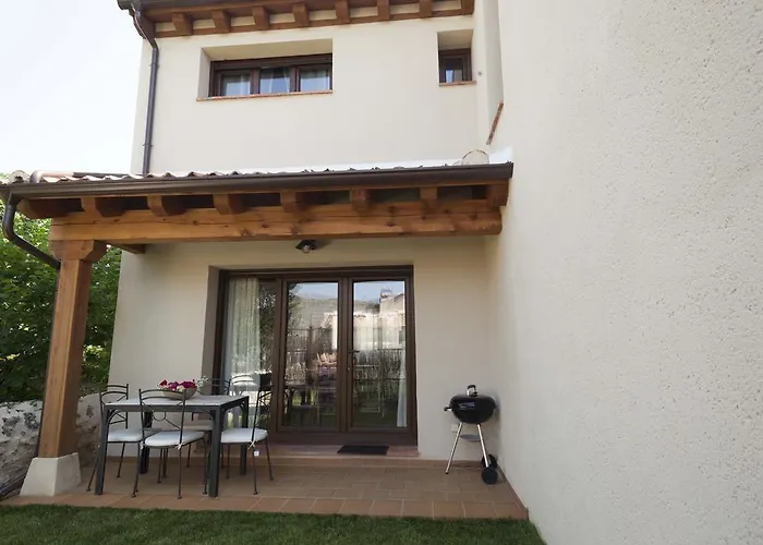 Casas De La Fuente Brieva